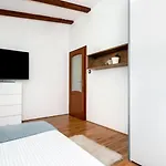 Antica By Guide